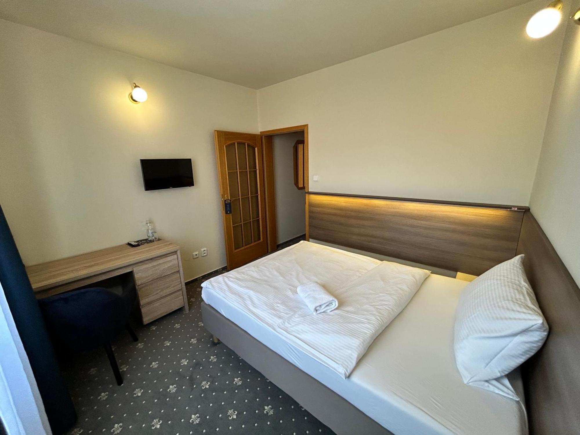 Hotel Brixen Havlíčkův Brod Exterior foto